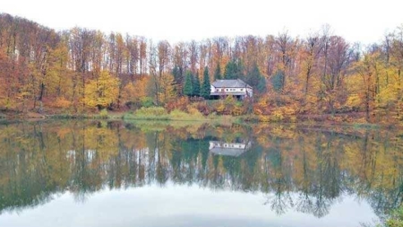 A fost semnat contractul de proiectare și execuție pentru realizarea Centrului multifuncțional cultural-sportiv „Lacul Bodi – Ferneziu”