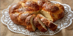 Vasilopita – prăjitura care aduce noroc de Anul Nou