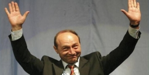 Traian Băsescu a câștigat în instanță banii pierduți după scandalul „Petrov”