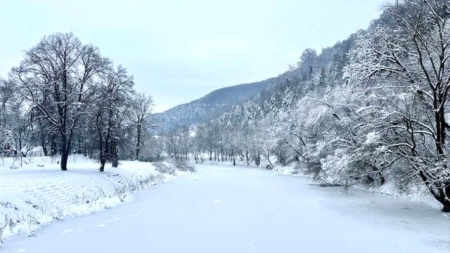 Iarnă ca pe vremuri: -20°C la Târgu Lăpuș