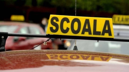 Școală de șoferi gratis pentru tinerii care au nevoie de ajutor