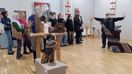 Studenți și masteranzi băimăreni vor marca Ziua Culturii Naționale printr-un workshop cultural-artistic, alături de maestrul Ioan Marchiș