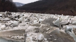 Alertă în Maramureș: intervenții în mai multe localități din cauza gheții de pe râuri