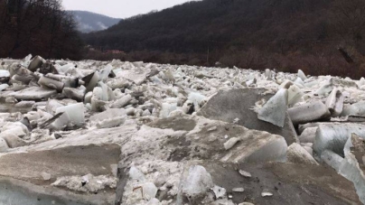 Alertă în Maramureș: intervenții în mai multe localități din cauza gheții de pe râuri