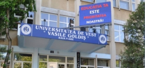 Simpozion omagial dedicat Unirii Principatelor Române în aula Universității „Vasile Goldiș” din Baia Mare