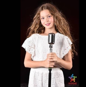 Baia Mare o susține pe Anamaria Marc în competiția lui Mihai Trăistariu