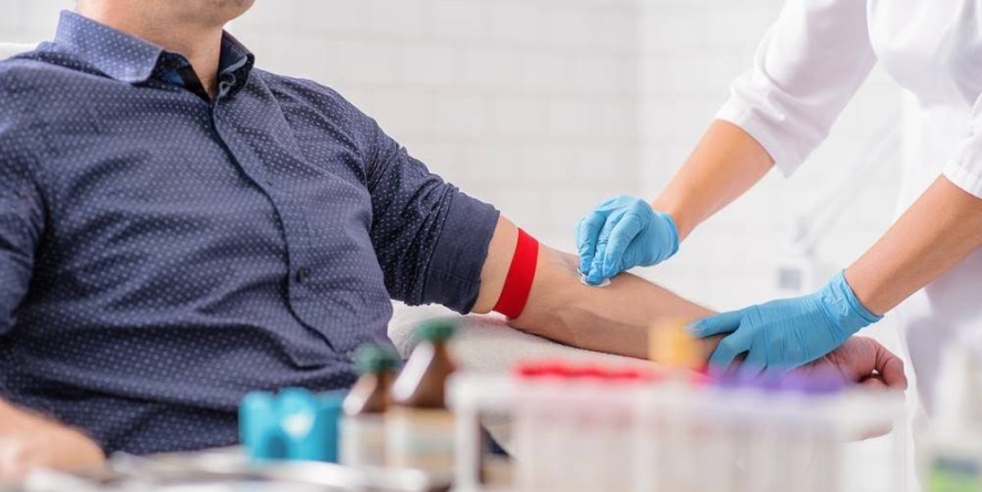 Bolnavii cronici, puși pe lista de așteptare, analizele medicale nu mai sunt o prioritate din 2026