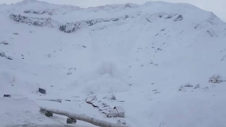 Doi schiori au provocat o avalanșă majoră la Bâlea Lac