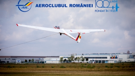 Cursuri gratuite de zbor și salt cu parașuta la Aeroclubul Teritorial din Baia Mare