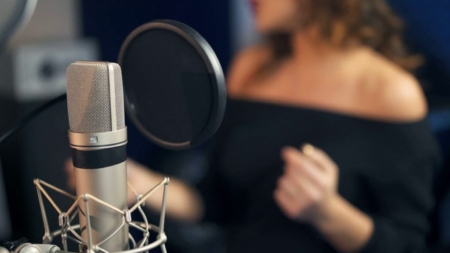 BiAcademy Music School a dat startul înscrierilor la cursurile de canto