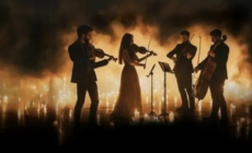 Muzică „Bridgerton” la lumina lumânărilor, în Baia Mare