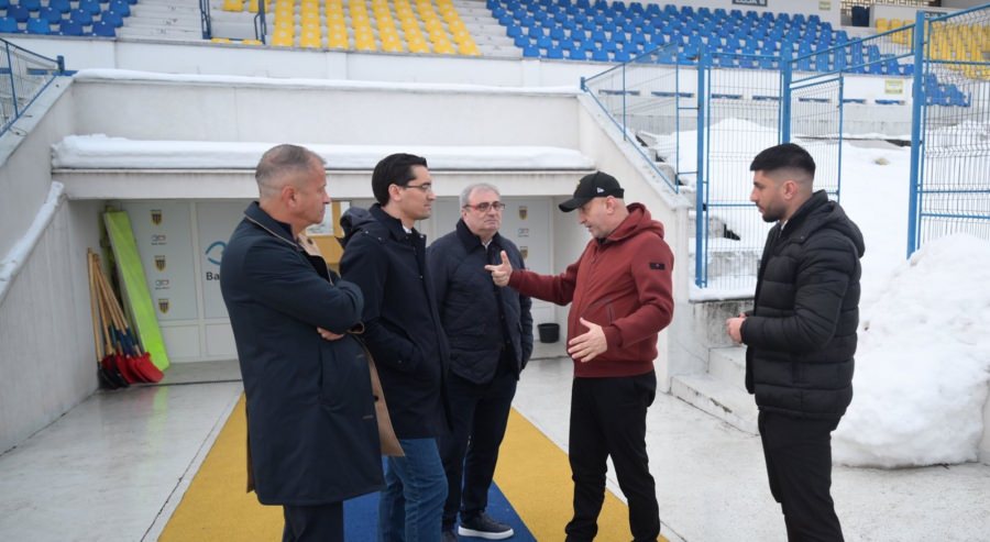 O delegație a FRF, în frunte cu președintele Răzvan Burleanu, în vizită în Baia Mare
