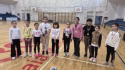 Elevii de la Școala Gimnazială „Vasile Alecsandri” au celebrat Mica Unire prin activități sportive