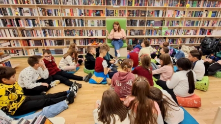 Atelierul de lectură „Cum să crești un cititor” revine cu noi povești, în Baia Mare