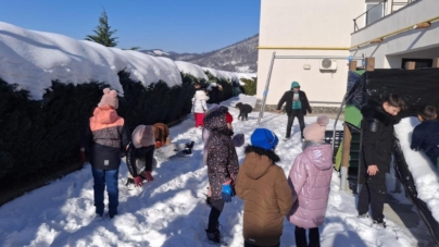 Farmecul iernii a adus momente de bucurie pentru copiii din centrele Direcției de Asistență Socială Baia Mare