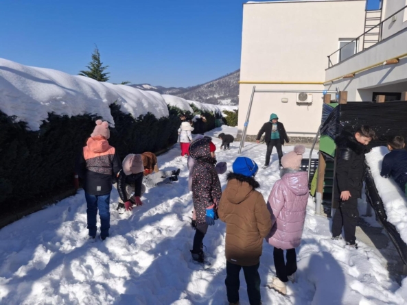 Farmecul iernii a adus momente de bucurie pentru copiii din centrele Direcției de Asistență Socială Baia Mare