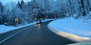 Peste 300 de tone de material antiderapant împrăștiate pe drumurile din județ pentru combaterea poleiului