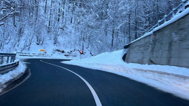 CJSU îi îndeamnă pe șoferi să circule cu atenție sporită