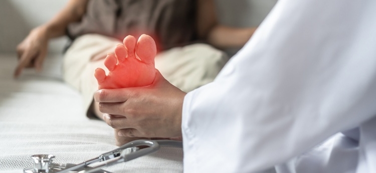 Neuropatia periferică: simptome, cauze și evaluarea neurologică corectă 