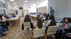 Întâlnire între generații la Centrul CASPEV Baia Mare, cu ocazia Zilei Culturii Naționale și a aniversării poetului Mihai Eminescu