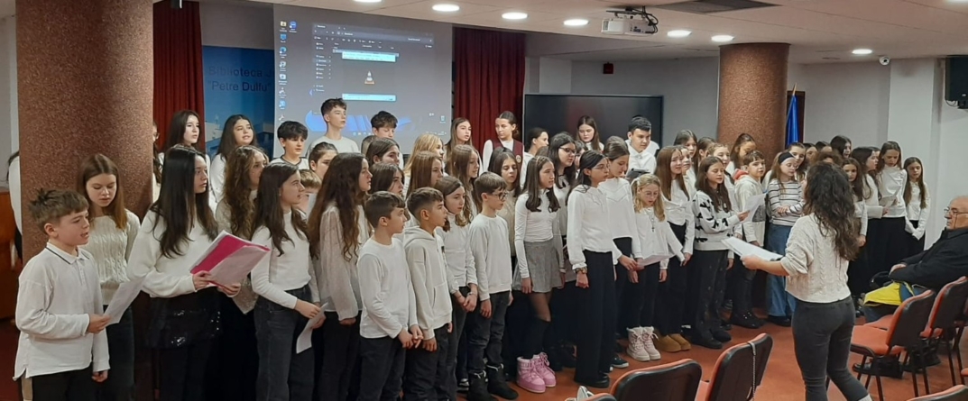 Evenimentul „Eminescu și miracolul poeziei” a reunit elevi și cadre didactice de la Școala Gimnazială  „Nicolae Iorga”, la Biblioteca Județeană