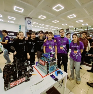 Echipa băimăreană de robotică EXOROS, prezentă la prima întâlnire din cadrul First Tech Challenge 2025-2026, la Cluj-Napoca