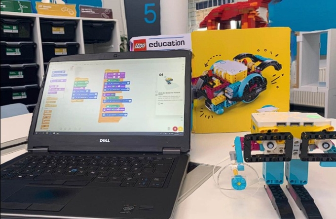 Robotică LEGO Education: educație pentru viitor la Clubul de robotică Minitehnicus din Baia Sprie