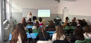 Asociația ASSOC a organizat o acțiune de prevenire a sarcinilor de la vârste fragede la Colegiul Tehnic „George Barițiu” Baia Mare