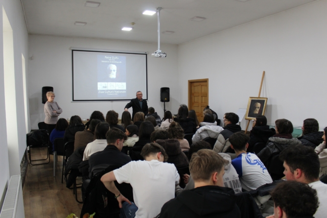 Elevii Colegiului Național „Vasile Lucaciu” Baia Mare au făcut o incursiune în viața și opera lui Petre Dulfu, la Muzeul Județean de Istorie și Arheologie Maramureș