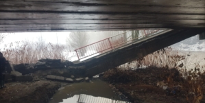 CJSU a hotărât interzicerea accesului tututor vehiculelor și al persoanelor neautorizate pe podul de la Vișeu de Jos și în zona de siguranță