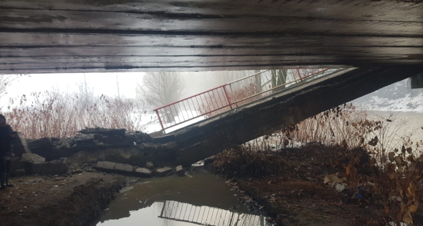 CJSU a hotărât interzicerea accesului tututor vehiculelor și al persoanelor neautorizate pe podul de la Vișeu de Jos și în zona de siguranță