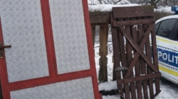 La tradiția „furatului porților” au participat și polițiștii maramureșeni: au recuperat porți