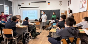 „Adolescența – între alegeri și consecințe”: activitate de informare și educație pentru elevii băimăreni