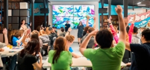 Seară de Quiz la Zbor Hub Baia Mare: distracție și cultură generală pentru adolescenți