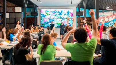 Seară de Quiz la Zbor Hub Baia Mare: distracție și cultură generală pentru adolescenți