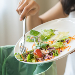 Risipa alimentară de sărbători: Ce puteți face cu mâncarea rămasă?