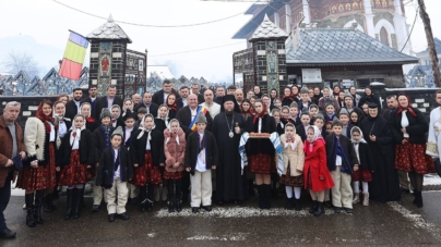 Preasfințitul Părinte Timotei Sătmăreanul s-a aflat în mijlocul credincioșilor Parohiei Ortodoxe „Nașterea Maicii Domnului” din localitatea Săpânța