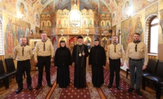 Preasfințitul Părinte Iustin, în vizită la Schitul „Tăierea Capului Sfântului Proroc Ioan Botezătorul” Izvoare