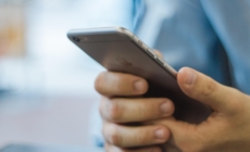 Apel fals la 112 privind furtul unei mașini. A fost găsită în parcarea unui centru comercial, unde fusese lăsată de apelant