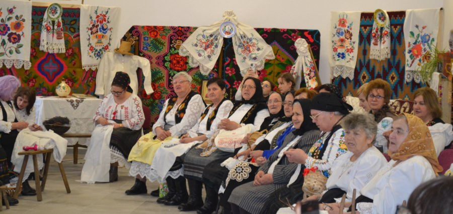 Asociația VădRai organizează „Șezătoarea cu povești” în Vărai, Maramureș