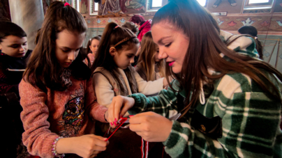 În Parohia Săcălășeni se organizează un atelier de confecționat mărțișoare