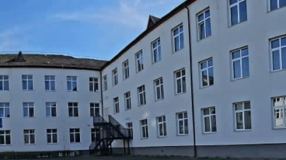 La Școala „Ion Luca Caragiale” Baia Mare se desfășoară proiectul educațional internațional eTwinning „Playing Together Outdoors”