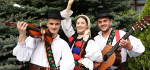 Breb se pregătește de sărbătoare: Jocul Satului adună feciorii și fetele la Căminul Cultural