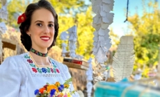 Artista Gabriela Ardusătan împlinește azi o frumoasă vârstă