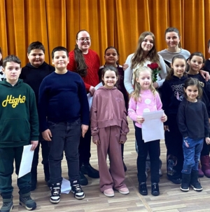 „Simfonia Mărțișorului”: Casa de Cultură din Târgu Lăpuș va găzdui un eveniment deosebit dedicat celei mai dragi ființe – mama
