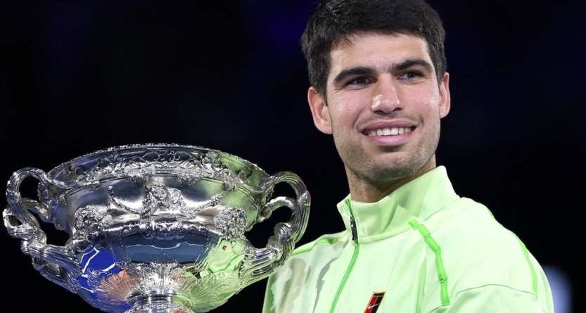 Carlos Alcaraz îl învinge pe Novak Djokovic și câștigă primul titlu la Australian Open