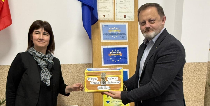 Prefectul Florian Valeriu Sălăjanu ascultă vocea elevilor printr-un proiect dedicat siguranței în școli