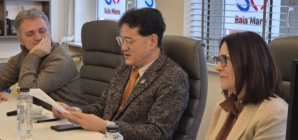 Prof. univ. dr. Jeong O Park, distins cu titlul de ambasador al municipiului Baia Mare