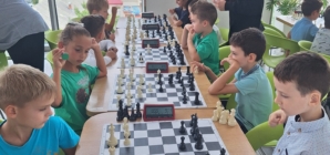 Copiii sunt invitați să se înscrie la concursul de șah organizat de Clubul Strategic Baia Mare