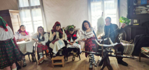 Meșteșuguri, voie bună și tradiții vii într-o nouă șezătoare la Muzeul Maramureșean din Sighetu Marmației